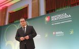O ministro Miranda Sarmento na conferência de apresentação do OE2026