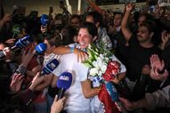 Mariana Mortágua descreve dificuldades na prisão em Israel e é recebida no aeroporto de Lisboa