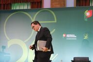 O ministro Miranda Sarmento na conferência de apresentação do OE2026
