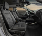 Interior do Mitsubishi Eclipse Cross, SUV elétrico com autonomia superior a 600 km