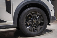 Pneu Continental EcoContact 7 S num veículo Dacia
