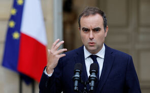 Lecornu assinala 'vontade partilhada' de que França tenha um Orçamento e vê eleições mais longe