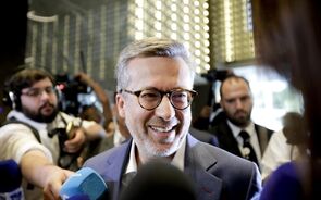 Moedas com leve vantagem em Lisboa. AD lidera no Porto, Gaia e Sintra. PS ganha Faro e Almada