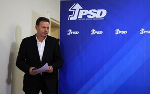 Primeiro-ministro pretende decretar luto nacional pela morte de Pinto Balsemão