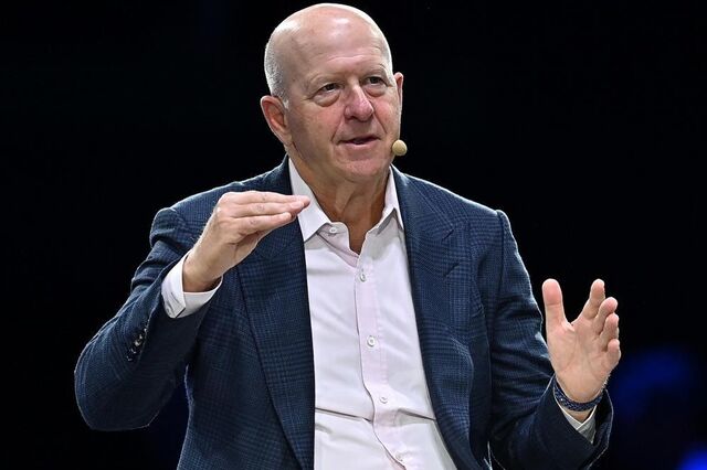 CEO do Goldman Sachs aponta semelhanças entre euforia com IA e bolha das “dot com”