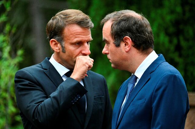 Partidos querem eleições. Macron pede 'plataforma de ação e estabilidade' a Lecornu
