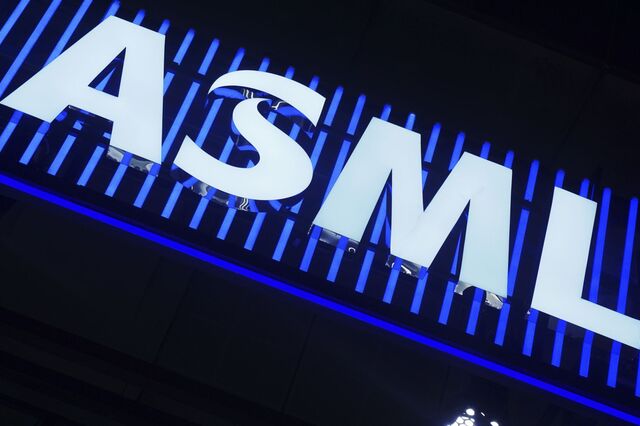 ASML tranquiliza receios sobre 'boom' da IA com previsões de receitas acima do esperado