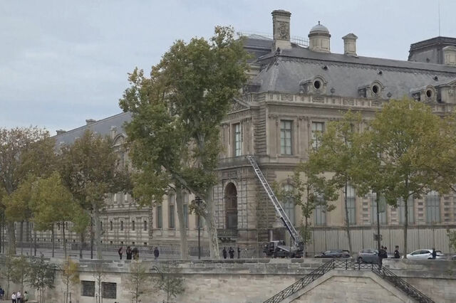 Museu do Louvre encerrado este domingo após roubo