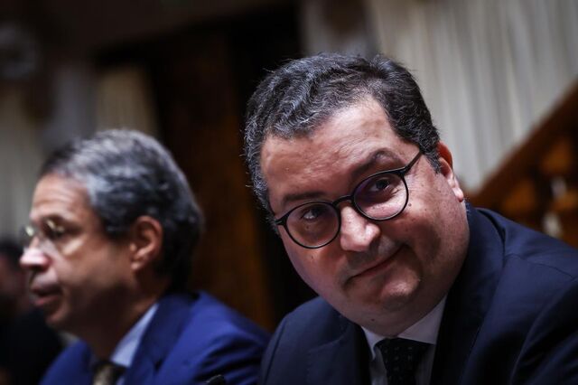 Sarmento contesta 'gato escondido' do PS: Parte da margem já pagou bónus das pensões