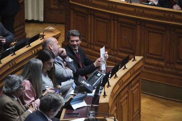 PSD, Chega, IL e CDS aprovam revisão da lei da nacionalidade em votação final global