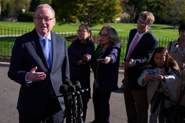 Casa Branca aponta baterias à Fed de Nova Iorque após estudo sobre o impacto das tarifas