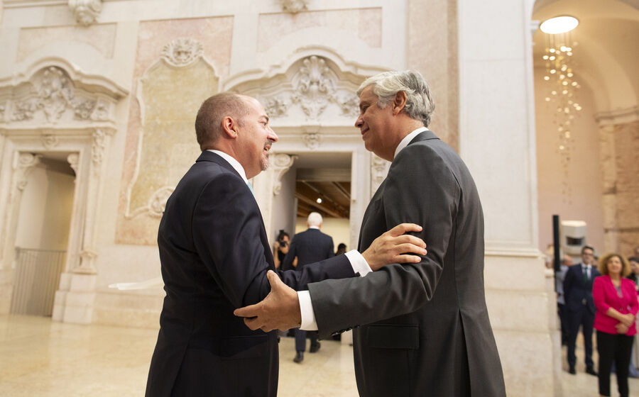 Álvaro Santos Pereira tomou posse no Museu do Dinheiro, sucedendo a Mário Centeno.