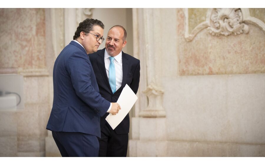 BdP mantém projeções que apontam para uma deterioração forte do saldo naquele que é o primeiro Boletim Económico já com Álvaro Santos Pereira como governador.