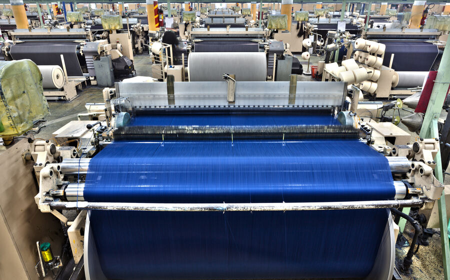 A Pizarro nasceu em 1983, fruto de um sonho de ver crescer uma empresa da indústria do denim focada na inovação, criatividade e sustentabilidade.