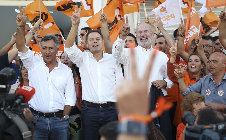 Montenegro apela ao voto em autarcas alinhados com o Governo, em Aveiro
