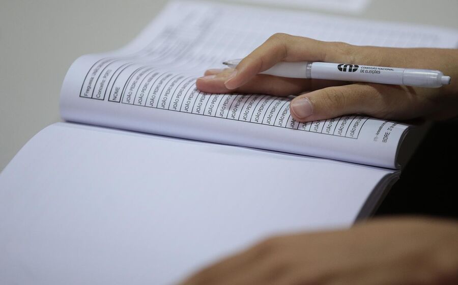 Deputados concordam com teste ao voto eletrónico para emigrantes portugueses