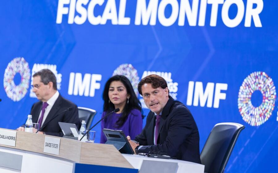 Era Dabla-Norris, diretora adjunta do departamento de Finanças Públicas do FMI