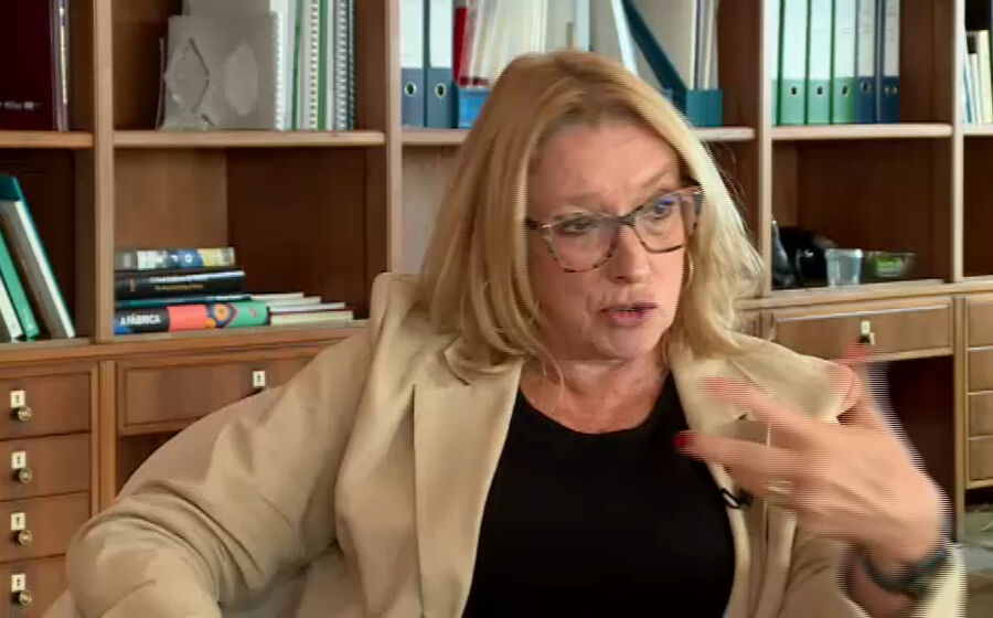 'Vamos repor um regime que facilita a saída mais cedo' do trabalho 'Vamos repor um regime de tempo de trabalho que facilitava a saída mais cedo'