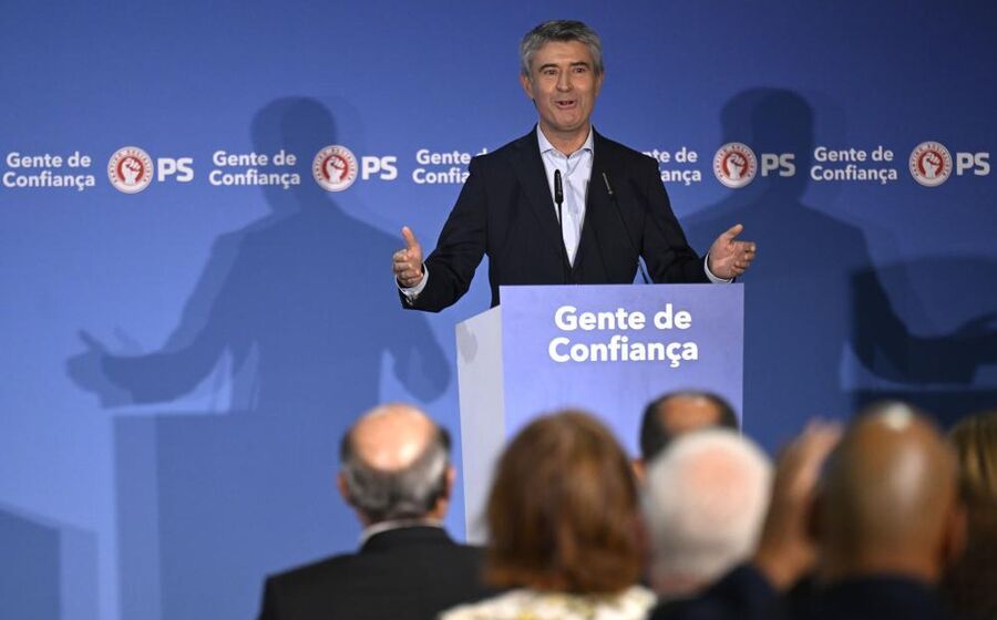 Carneiro propõe apoio do PS a Seguro, em Penafiel