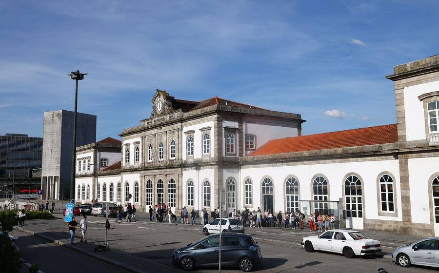 Casas em Campanhã, no Porto, demolidas para TGV em 2025
