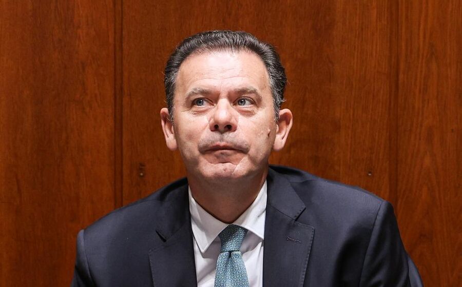 Luís Montenegro diz que a reforma da lei laboral está em discussão.