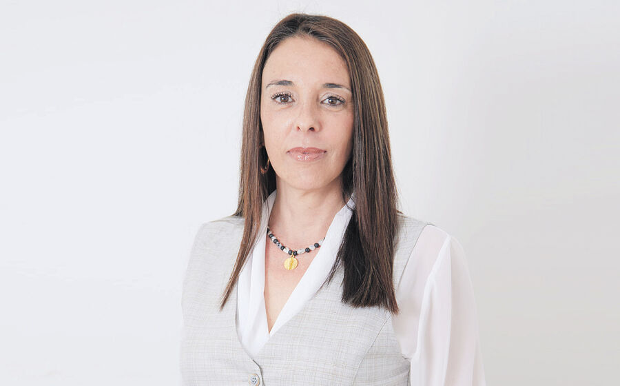 Carla Santos saiu de Portugal em 1998.