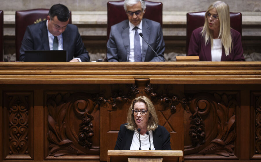 Debate do Orçamento do Estado para 2026 no Parlamento, em Portugal