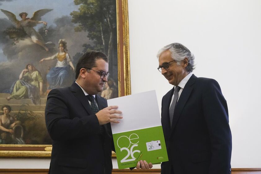 Proposta de OE2026 já foi entregue no Parlamento