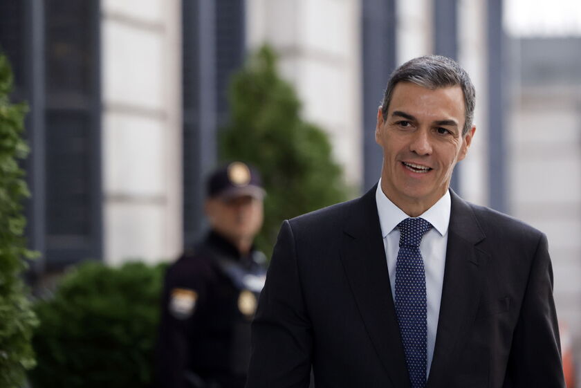 Pedro Sánchez anuncia proposta espanhola para fim da mudança de hora na UE