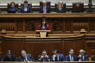 Debate sobre o Orçamento do Estado, com PCP e CDS em destaque no Parlamento