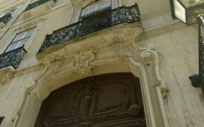 Governo entrega palácio na zona mais cara do país à CIP