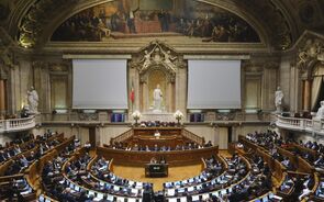Parlamento vai discutir as propostas de alteração ao OE 2026 a partir da próxima semana.