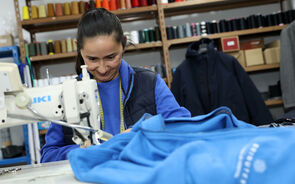 Brinutex transforma fardas em imagens de marca