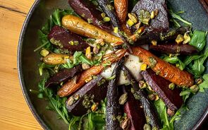 Local Your Healthy Kitchen apresenta pratos com beterraba e cenoura