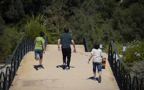 Governo deixa cair travão à recusa dos pais a trabalho à noite e fim de semana