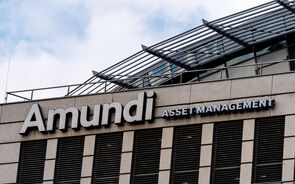 A Amundi é a maior gestora de ativos europeia com mais de 2,3 triliões de euros sob gestão.