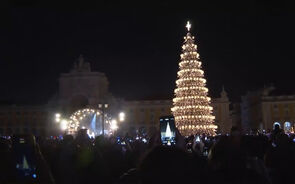 Lisboa dá início à época festiva com a cerimónia de iluminação das luzes de Natal 