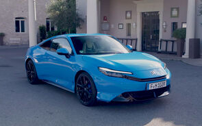 Prelude_e_HEV_sports_coupe.mp4