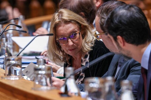 Governo promete redução “drástica” de custos de contexto com nova declaração de remunerações