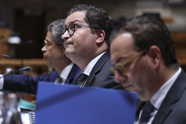 'Oponho-me a qualquer eliminação de portagens', lembra Miranda Sarmento à oposição