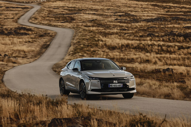 Fotogaleria | DS Nº4: Nova gama eletrificada