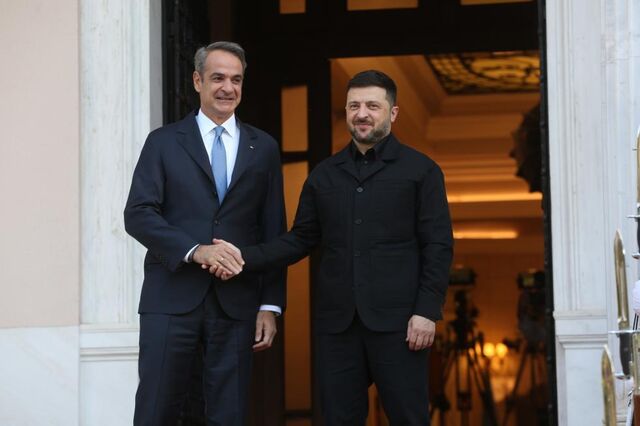 Zelensky diz que país vai importar gás da Grécia