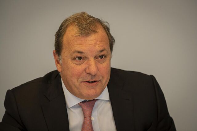 Máquinas, quiosques e centros de triagem. Depósito de embalagens no 'sprint' final