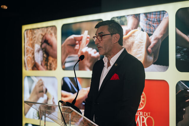 Porto inaugura galeria que coloca artesãos no centro da cena cultural