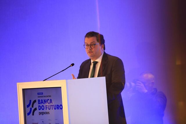 Sarmento elogia banca nacional que “dá cartas em termos europeus”