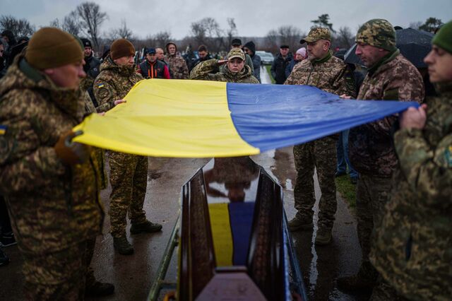 Negociações de paz juntam EUA, Rússia e Ucrânia em Abu Dhabi