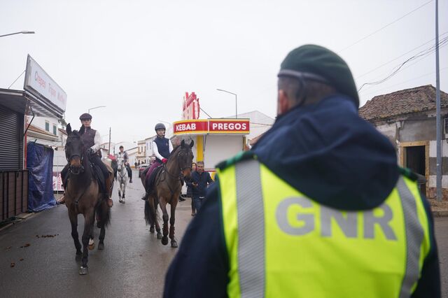 PJ detém 10 militares da GNR e um PSP em operação contra exploração de imigrantes