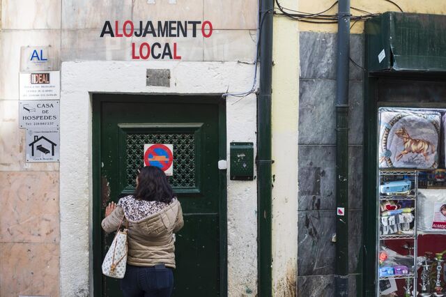 Câmara de Lisboa aprova proposta de PSD/CDS-PP/IL para regular alojamento local