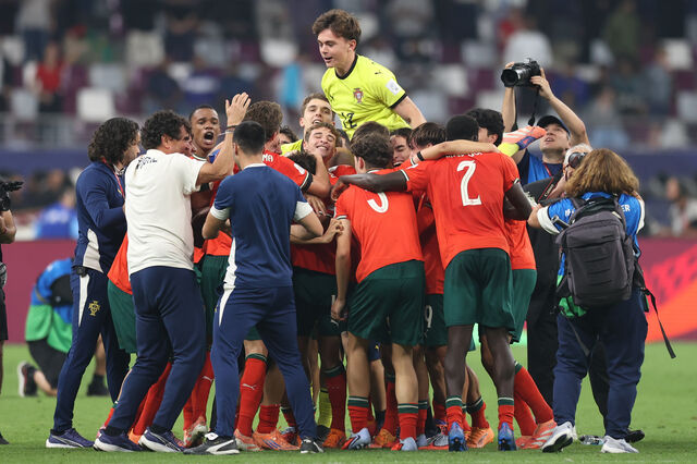 Portugal campeão do mundo de futebol de sub-17 pela primeira vez
