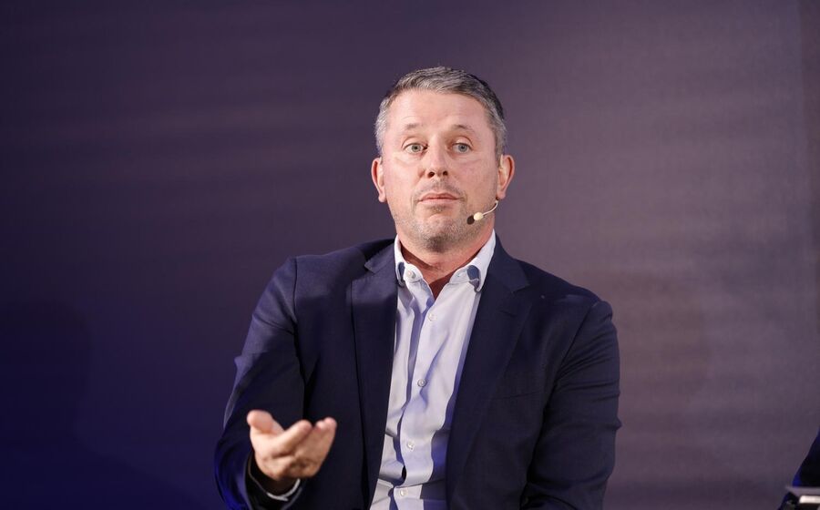 Paulo Carvalho Martins defendeu a importância da literacia tecnológica e destacou o papel de Portugal na estratégia global da empresa para a inteligência artificial.